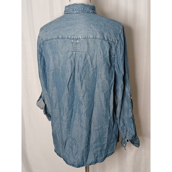 Chico's Tencel Lyocell Denim Blue Long Sleeves Chambray Shirt US 8-10 Medium - Picture 2 of 11